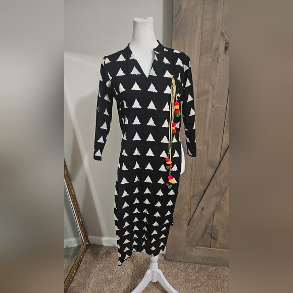 NAYO Black Printed Kurta With Hanging Pompom Detail. Size Medium - Picture 11 of 12